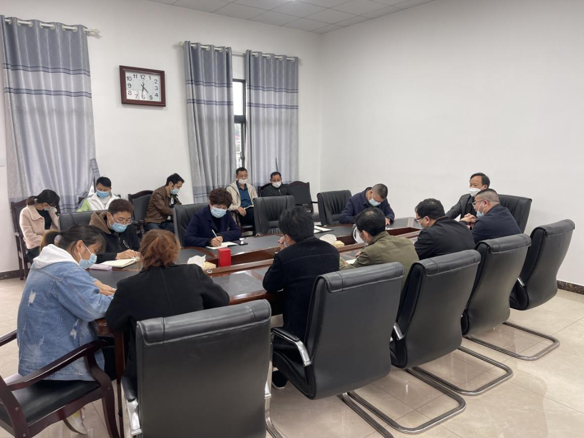 邵陽市華龍中學,邵陽中學教育,高中教育,師資雄厚,名優(yōu)教師