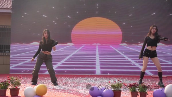 邵陽市華龍育英高級中學有限公司,邵陽中學教育,高中教育,師資雄厚,名優(yōu)教師